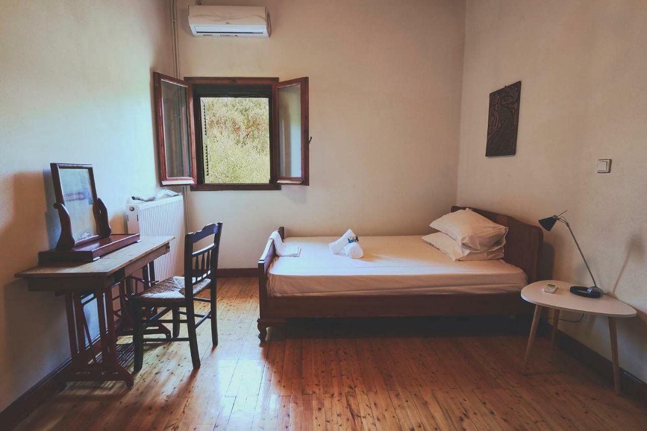 The Guund House Apartment Xanthatai Ngoại thất bức ảnh